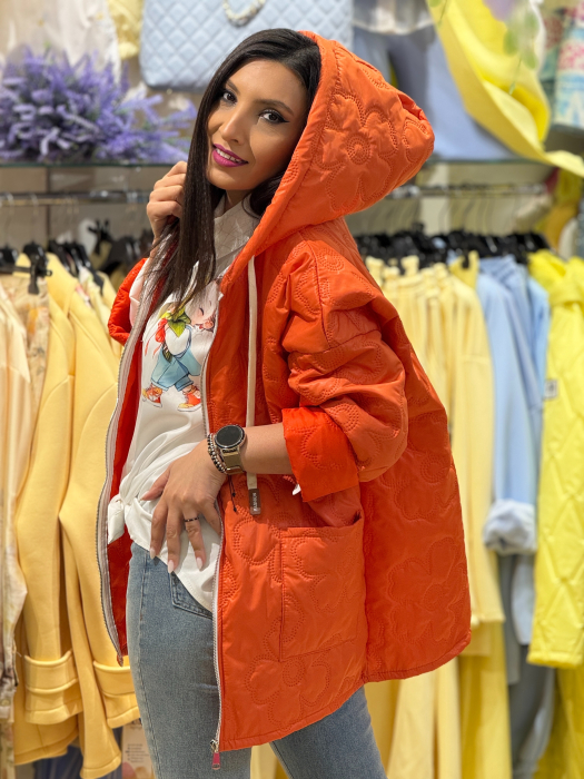 Jachetă damă cu croială lejeră cu  glugă si motive florale [3]