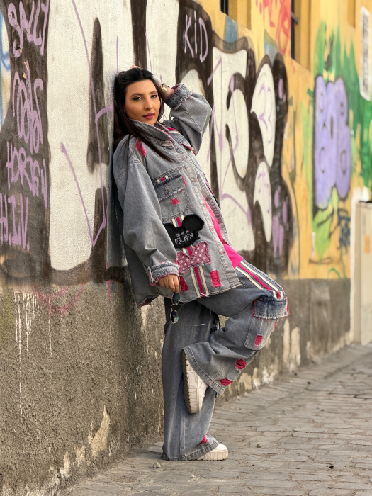 Jacheta din jeans cu broderie Mikey si dunga roz [3]