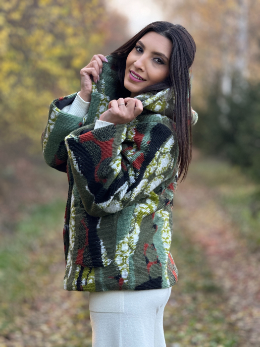 Jacheta din material texturat cu buzunare si nasturi [2]