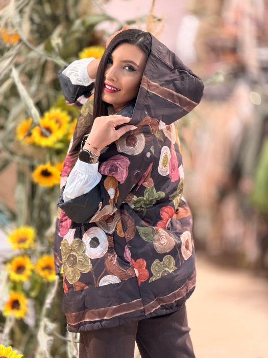 Jacheta matlasata cu imprimeu floral si gluga [5]