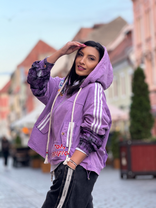 Jacheta mov Disney cu maneca cu patratele [3]