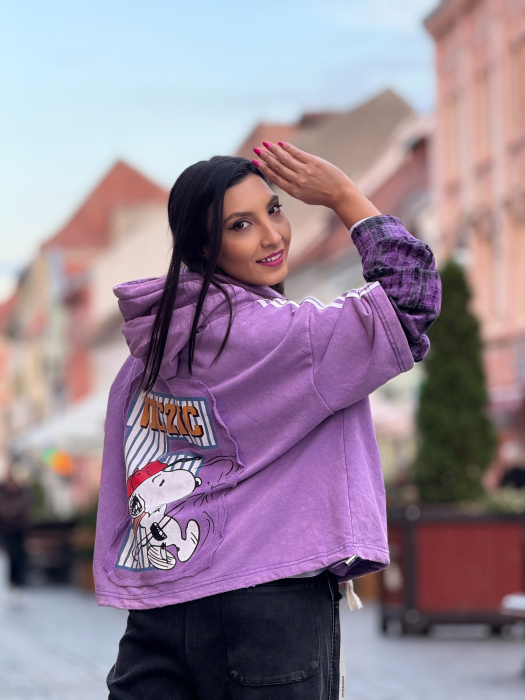 Jacheta mov Disney cu maneca cu patratele [6]
