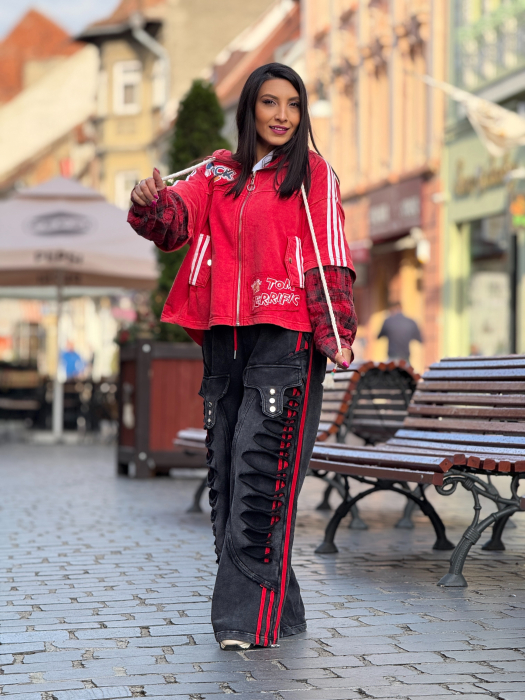 Jacheta rosie Disney cu maneca cu patratele [3]