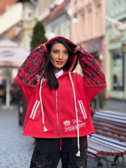 Jacheta rosie Disney cu maneca cu patratele [11]