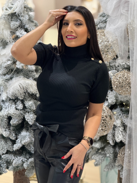 Maleta cu nasturi pe maneca [3]