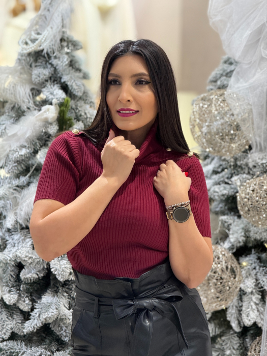 Maleta cu nasturi pe maneca [2]