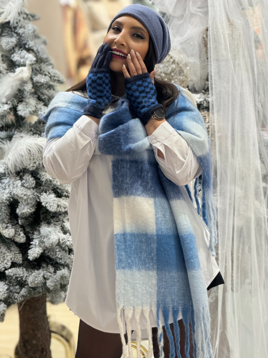 Manusi cu patratele [2]