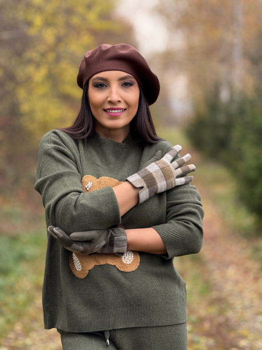 Manusi in carouri [1]