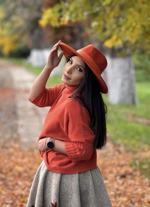 Palarie cu snur la spate [2]