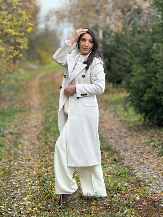 Palton bej cu nasturi [4]