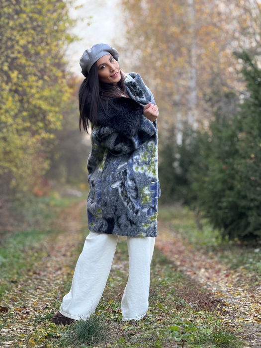 Palton cu imprimeu abstract si guler din blana [5]