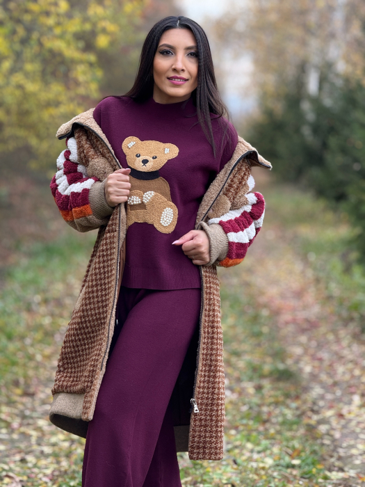 Palton cu model in carouri si detalii colorate [1]