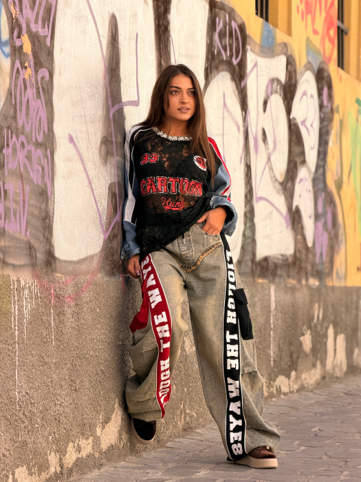 Pantaloni cargo cu efect denim si benzi contrastante [3]