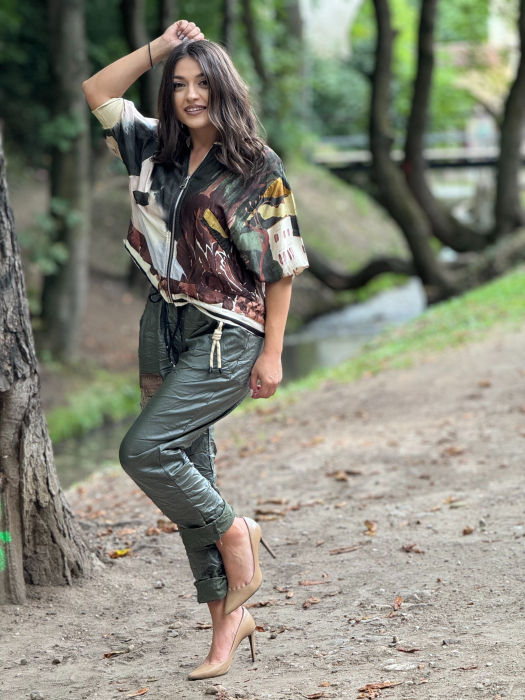 Pantaloni casual cu snur si apliactii paiete [2]