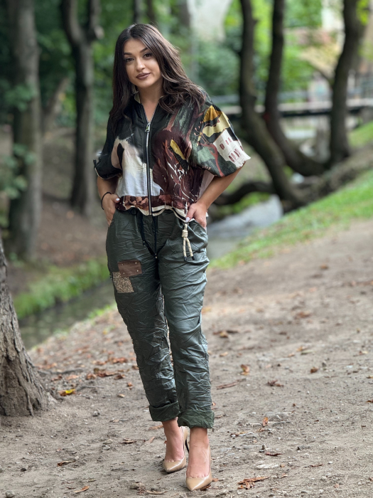 Pantaloni casual cu snur si apliactii paiete [1]