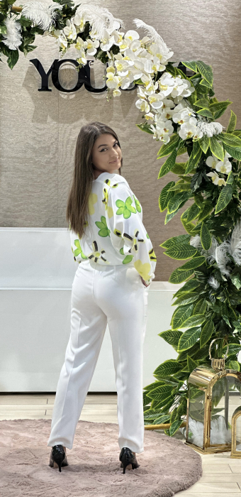 Pantaloni conici cu buzunare [3]