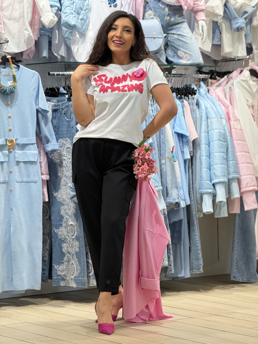 Pantaloni cu buzunare pe lateral [4]