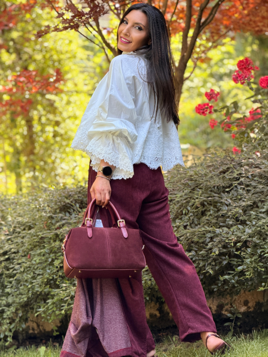 Pantaloni cu design petrecut si talie elastica [4]