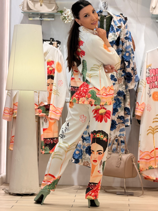 Pantaloni cu imprimeu Frida si curea in talie [4]