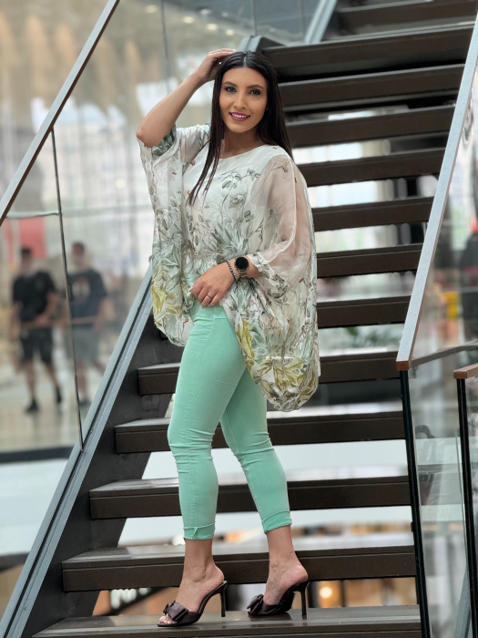 Pantaloni cu push-up [3]
