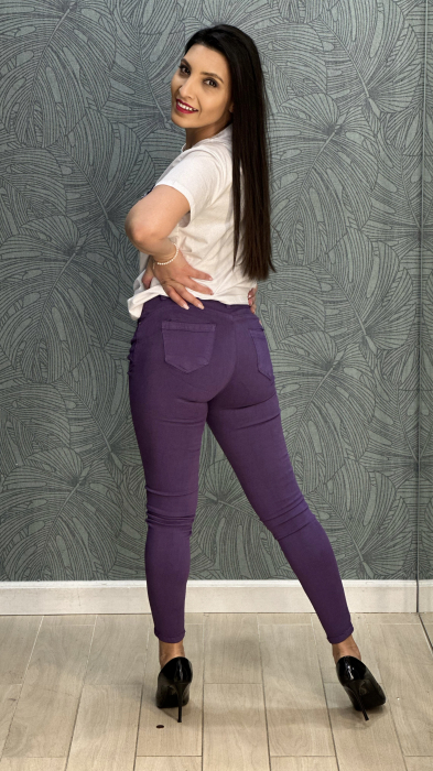 Pantaloni cu push-up [3]