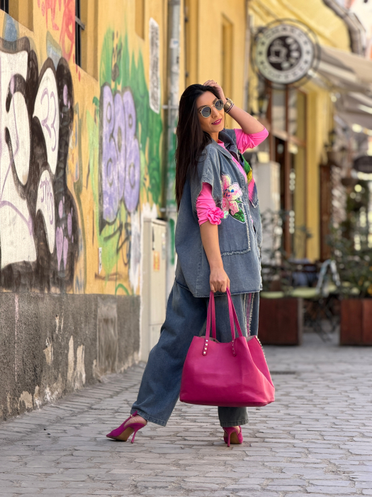 Pantaloni din blug cu broderie roz [5]