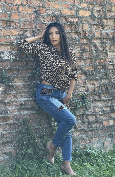 Pantaloni din jeans cu animal print [2]