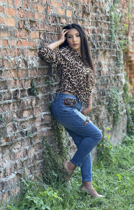 Pantaloni din jeans cu animal print [3]