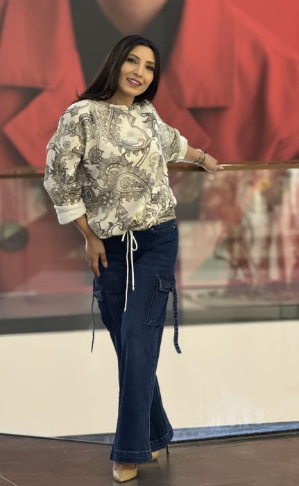 Pantaloni din jeans cu buzunare laterale [2]