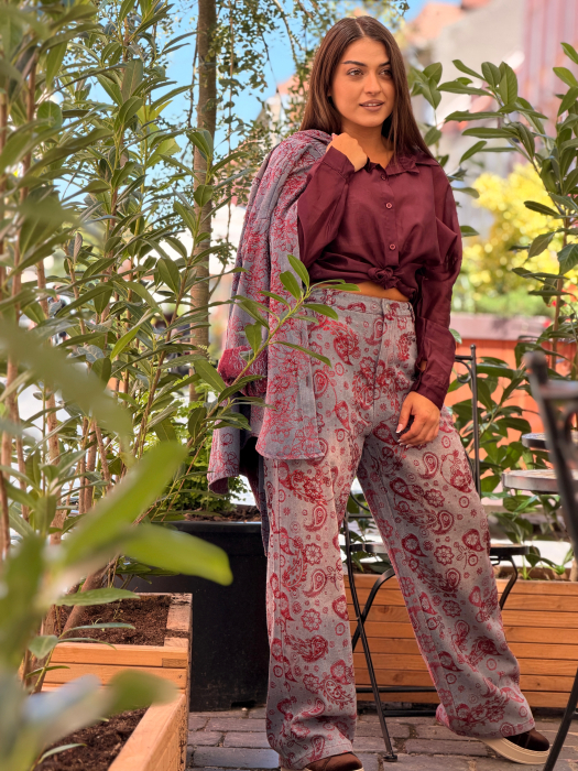 Pantaloni din jeans cu imprimeu floral roz [4]