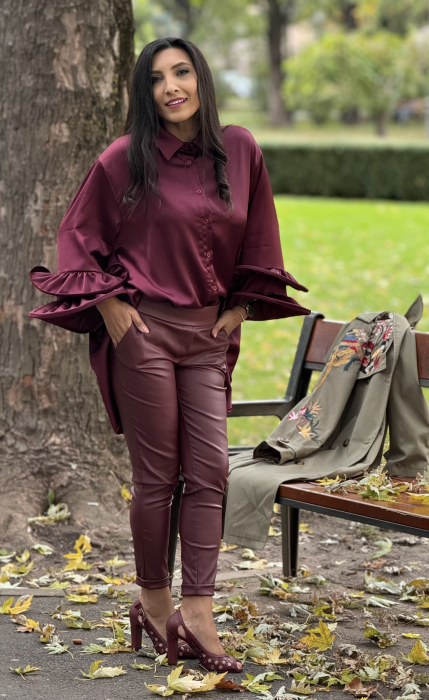 Pantaloni din piele ecologica [5]
