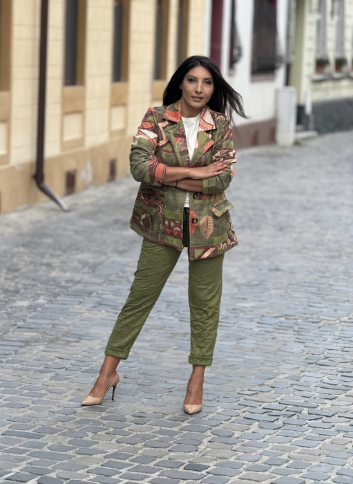 Pantaloni din piele ecologica intoarsa [3]