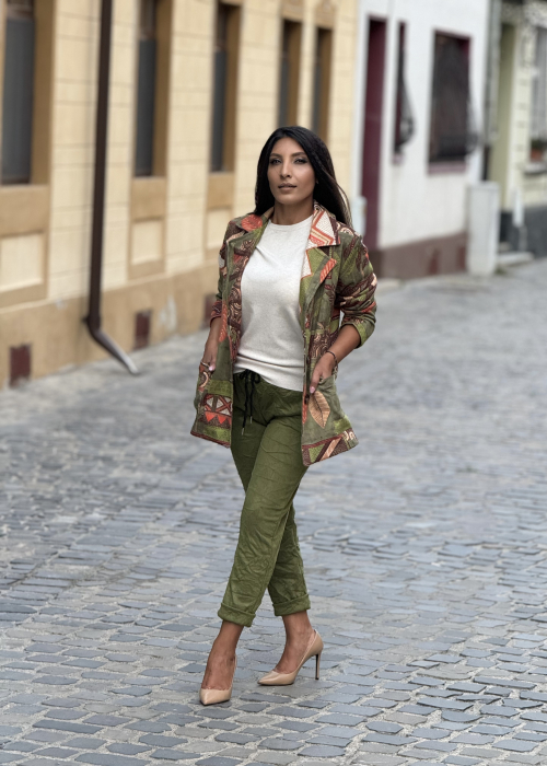 Pantaloni din piele ecologica intoarsa [2]