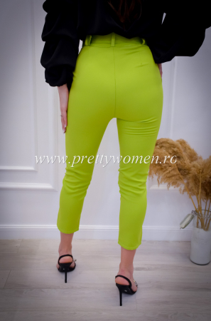 Pantaloni eleganti cu curea in talie [4]