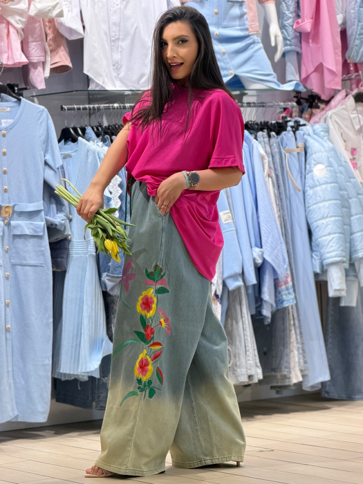 Pantaloni evazati cu broderie [5]