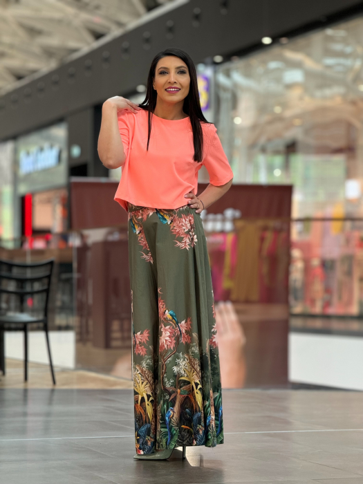 Pantaloni largi cu imprimeu exotic [4]