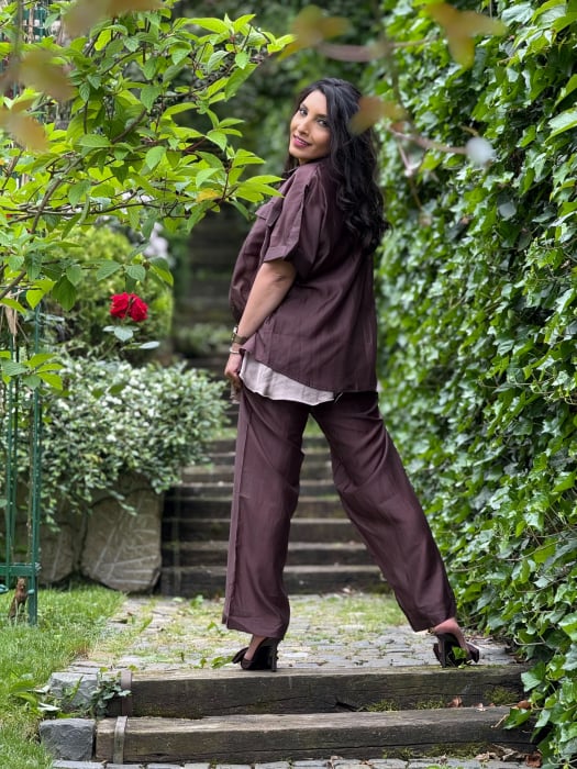 Pantaloni lejeri cu elastic in talie [7]