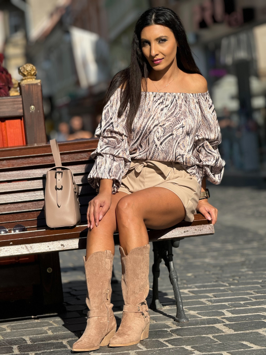 Pantaloni scurti bej cu funda in talie [2]
