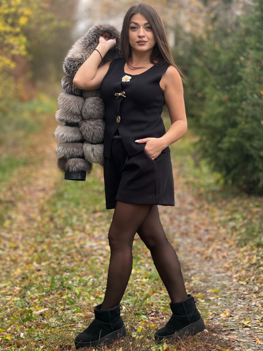 Pantaloni scurti cu detaliu decorativ alb [6]