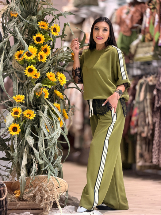 Pantaloni verde olive cu dungi laterale [3]