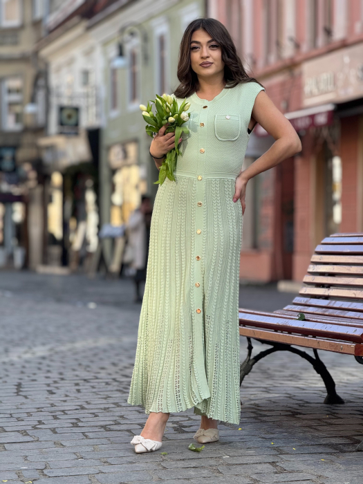 Pantofi decupati la spate cu fundita [5]