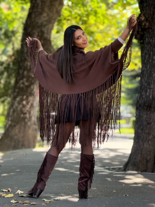 Poncho cu franjuri [3]