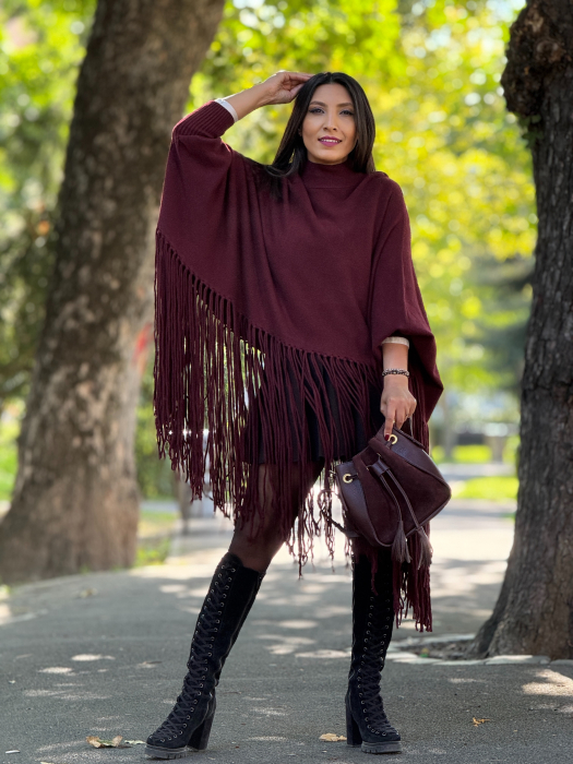 Poncho cu franjuri [1]