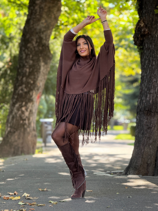 Poncho cu franjuri [1]