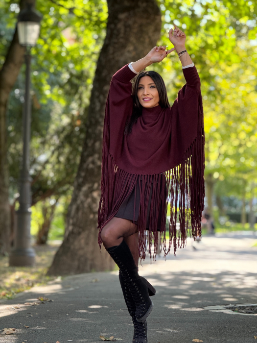 Poncho cu franjuri [4]