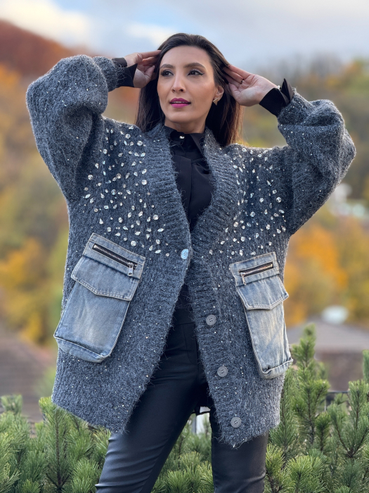 Pulover cu pietre si buzunare din blug [1]