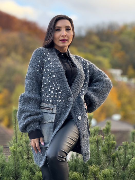 Pulover cu pietre si buzunare din blug [2]