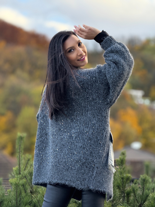 Pulover cu pietre si buzunare din blug [4]