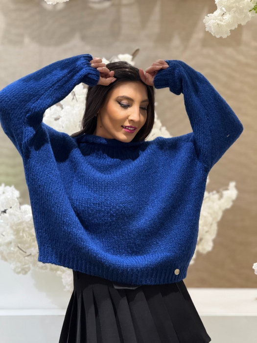 Pulover tricotat cu gat rulat [1]