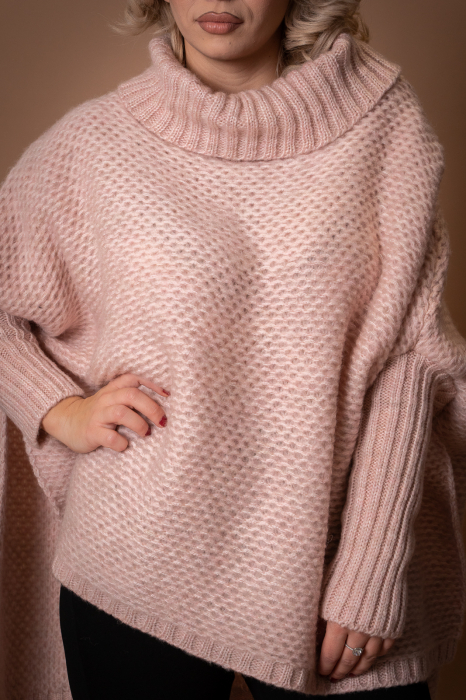 Pulover tricotat roz cu guler [2]